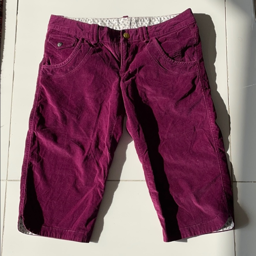 Athleta Bermudas shorts size 8